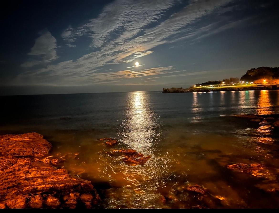 Appartamento Dias De Ensueno En Castro Urdiales Esterno foto